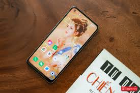 Trên tay OPPO Reno8 4G: Bình "cũ" mà ...