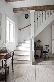Country Cottage Decorating Ideas With White Brown Accents Country House Decor Country Cottage Decor Cottage Interiors