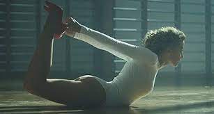 Скачай kylie minogue and dua lipa real groove (studio 2054 remix) (2021) и kylie minogue magic (disco 2020). Kylie Minogue Works Up A Sweat In Red Heels In New Sexercize Video
