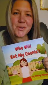 Lindsey Wright Linseys Box