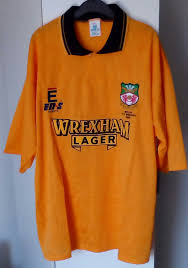 Thu 4 mar 2021 ¦ football kit home >> international teams >> wales fc shirts. Wrexham Weg Fussball Trikots 1994 1995 Sponsored By Wrexham Lager