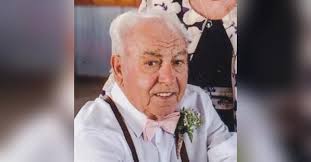 Max E. Lamb Obituary