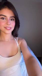 Heather Wingo's Instagram, Twitter & Facebook