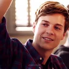 Noah Mcleod's Instagram, Twitter & Facebook