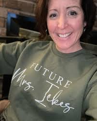 Lori Carmack's Instagram, Twitter & Facebook