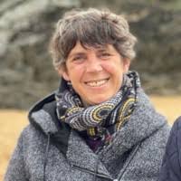 50+ perfiles de «Aimond»