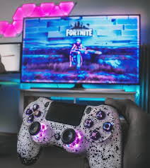 Pin By Dereon Warren On Dream In 2020 Game Room Design Video Game Rooms Video Game Room Design
