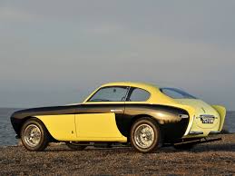 Hij zag het levenslicht in 2014 op de autosalon van genève en was ook te zien op de autorai van 2015. 1952 Ferrari 212 Inter Vignale Coupe Bumblebee Retro Supercar Supercars G Wallpaper 2048x1536 105053 Wallpaperup