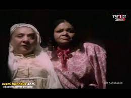 Kemal sunal ve şener şen in başrol aldığı filmin yöneticisi ertem eğilmez gulyabani filmini izle , süt kardeşler izle. Sut Kardesler Gulyabani Sahnesi Dailymotion Video