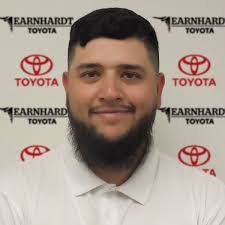 Joey Nagy's Instagram, Twitter & Facebook