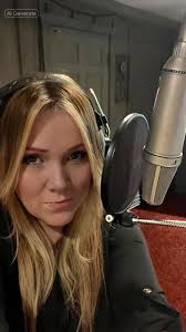 Donna's Heartfelt Vocals for Midnight Radio