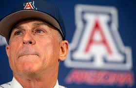 Hale's homecoming: New Arizona baseball coach bridges Wildcats' past and  present