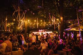Przystanek woodstock to nietypowe podziękowania dla młodych ludzi, którzy angażują się w wielką orkiestrę świątecznej pomocy. 7 Coole Festivals In Europa Uniglobale Blog