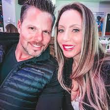 Diana Borrelli's Instagram, Twitter & Facebook