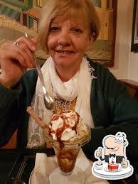 Olga Mcgowan's Instagram, Twitter & Facebook