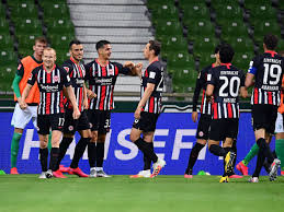 Follow the bundesliga live football match between werder bremen and eintracht frankfurt with eurosport. Werder Bremen 0 3 Eintracht Frankfurt Silva And Sub Ilsanker Stifle Blunt Hosts Mo And Sports