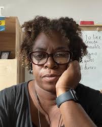 Latosha Moore's Instagram, Twitter & Facebook