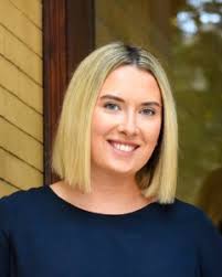 Kelley Farrell's Instagram, Twitter & Facebook