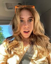 Elsa Cooke's Instagram, Twitter & Facebook