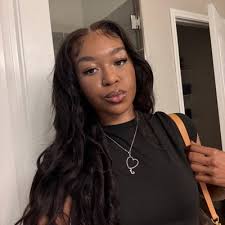 Mari Rivera (@MariiiRivera17)