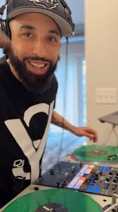 This Thanksgiving, I’m all about Mash-Ups & mashed potatoes 🦃🎧, Happy  Thanksgiving 🍁🍽 GOBBLE GOBBE 🦃 , MUSTAAAAARRRRDDDDD‼️‼️ 📺 ,  @kendricklamar VS @thegapband , #happythanksgivng #thanksgiving #dj ...