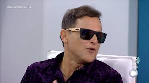Sylvinho blau blau was born on august 23, 1964 in rio de janeiro, rio de janeiro, brazil as sylvio luiz do rêgo júnior. Sylvinho Blau Blau Comenta Sua Participacao Na A Fazenda Recordtv R7 Balanco Geral Rj