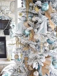 Blue And Gold Decor Is Ideal For A White Christmas Tree Blue Christmas Decor Turquoise Christmas Turquoise Christmas Tree