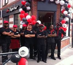 Pizza hutעובד מסעדות, פיצה פעילויות. De Nouveaux Franchises Ont Rejoint Le Reseau Pizza Hut