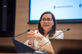 Sala del Senado ratifica a economista Paula Benavides como nueva consejera  del CFA