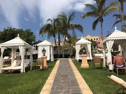 Sí, bahia del duque permite la mayoría de mascotas como perros. Cabana S Near The Beach Entrance At Bahia Del Duque Picture Of Bahia Del Duque Tenerife Tripadvisor