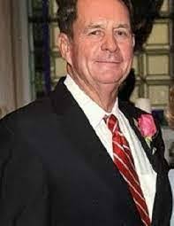 Daniel Vangilder's Instagram, Twitter & Facebook