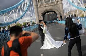 Oct 17, 2016 · then, he was disemboweled, stabbed, cut, and emasculated. London S Tower Bridge Closed To Cars After Getting Stuck Open Carsifu