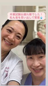 全国から通う理由は、指導の濃さ！】 エフェクティブタッチ・上級クラスのレッスンの一コマ！ エフェクティブタッチスクールは、 どのクラスも少人数制。  ほぼセミプライベートの環境で、 神楽坂本校ではオザティが全員に 直接・丁寧に指導しています。 この日も、富山 ...