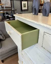 9 drawer chest. By Eddy west. 70 x 21 x 49.5 . . #interiordesigner  #homefurnishings #homeaccents #furniture #oysterbay #longisland  #locustvalley #hamptons #newyorkcity #thrifted #consignment #eddywest