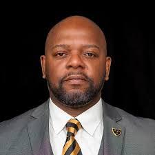 Tyrone Pope's Instagram, Twitter & Facebook