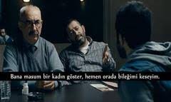 Edgecomb' un hapishanedeki görevi, hücrelerinden alınan idam mahkümlarını. Replikler Ve Sozler