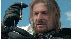 Olivia, la que odia los relojes, cuando finalmente se probó uno de los  relojes de Ethan. : r/h3h3productions