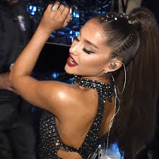 Alison has made custom engagement rings for clients with pretty major diamonds. I Wore Ariana Grande S 100 000 Engagement Ring For A Week
