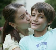 Güzel şeyler olacak notuyla yaptığı paylaşım bu iddiaları kuvvetlendirdi. Hazal Kaya Love Ho On Twitter Hazal Kaya Ve Batuhan Karacakaya Ask I Memnu Seti Hazalkaya110