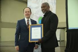 DSFN head receives Points of Lights Award