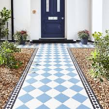 The victorian floor tile brochure has been designed to lead the reader through from simple checkerboard patterns made from squares to the very complex traditional designs using many different shapes and colours. Cava Victorian White Quarry Tiles Walls And Floors