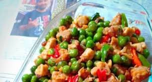 Untuk menyiasati hal itu, kamu bisa membuat olahan beragam sayur jadi masakan yang lezat dan mengunggah selera. Rindu Masakan Rumahan Yuk Coba Resep Ulukuteuk Leunca Khas Sunda Ini