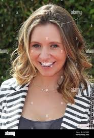 Kara Eberle's Instagram, Twitter & Facebook