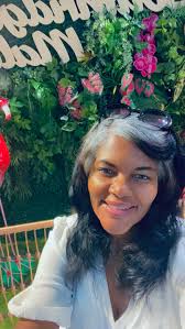 loving it here, hello my fellow gray