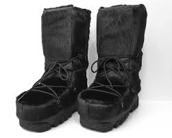 Sorel, célèbre pour ses chaussures haut de gamme, présente sa collection de bottes d'hiver pour femme. Bottes D Hiver Bottes Loup Marin Femme Centre De Liquidation Du Quebec