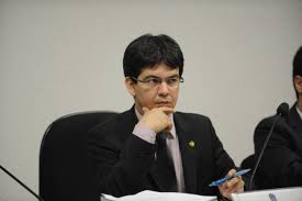 Check spelling or type a new query. Psol Aprova Pre Candidatura De Randolfe A Presidencia Politica Home