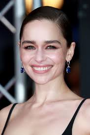 She has also stared in terminator genisys. Glitter Magazine Emilia Clarke Reminds Us It S Beautiful To Age Naturally
