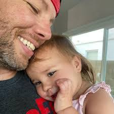 Eric Upton's Instagram, Twitter & Facebook