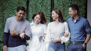 Bila penasaran dengan para pemerannya lihat di sini pemain sinetron anak band sctv. Akhirnya Surat Fans Fanatik Ikatan Cinta Di Dengar Hary Tanoe Jam Tayang Selama Ramadan Berubah Jadi Herstory