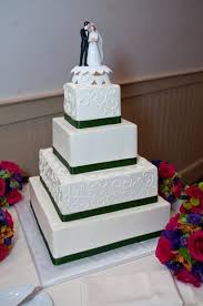 Simple And Elegant Square Wedding Cake Square Wedding Cakes Cake Wedding Cakes